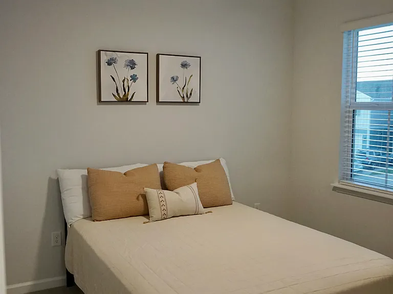 250 Brandon Lakes Dr — Photo 26