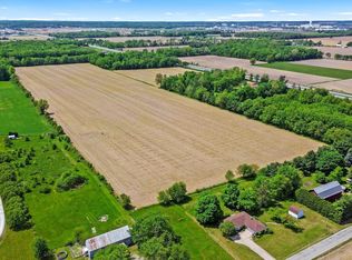 56659 Tulip Rd, New Carlisle, IN 46552