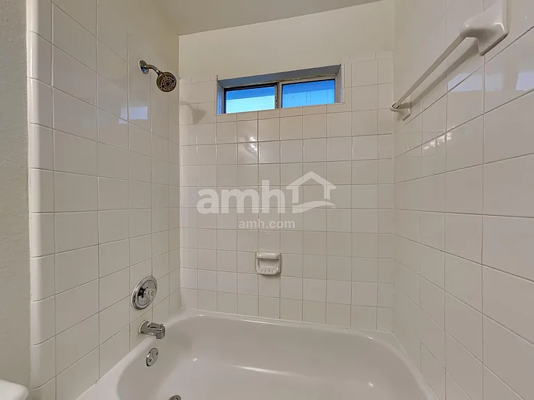 9749 Parkmere Dr — Photo 18