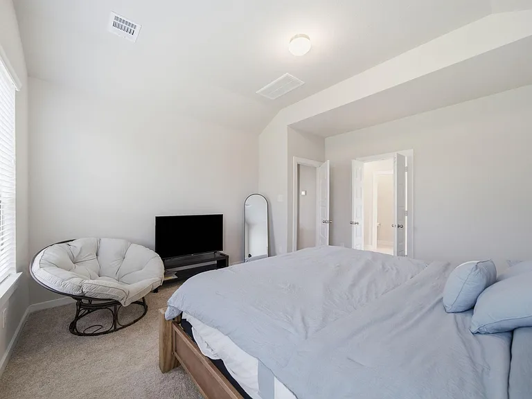19702 Isola Breeze Dr — Photo 17