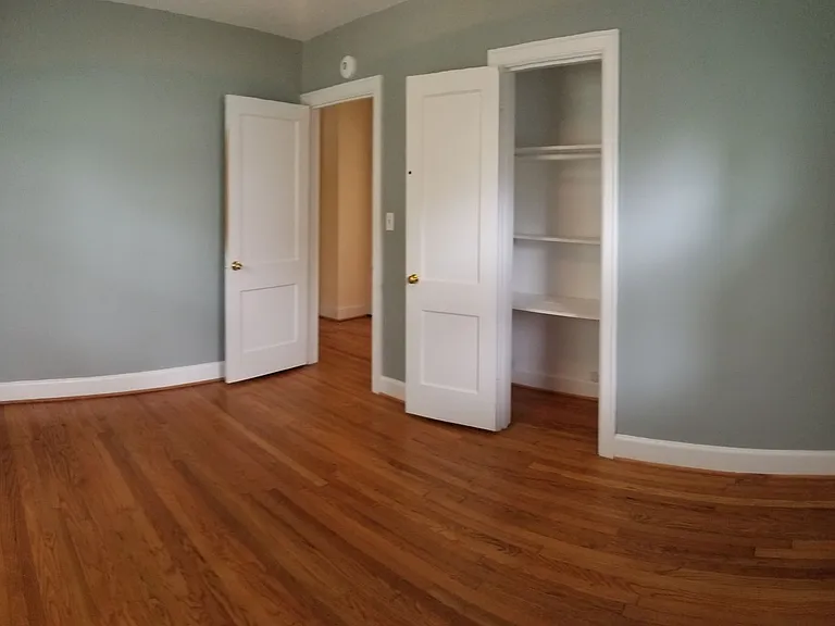 702 Tanyard St — Photo 7
