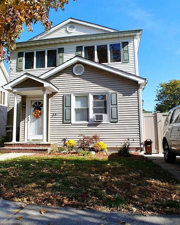 1st image of 25 Renwick Ave