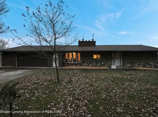 11191 W Chadwick Rd, Eagle, MI 48822