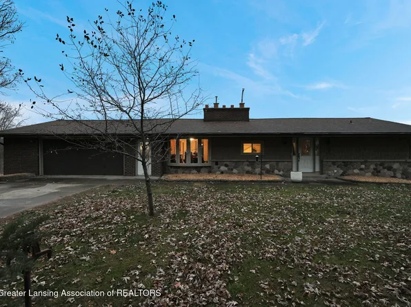 11191 W Chadwick Rd, Eagle, MI 48822