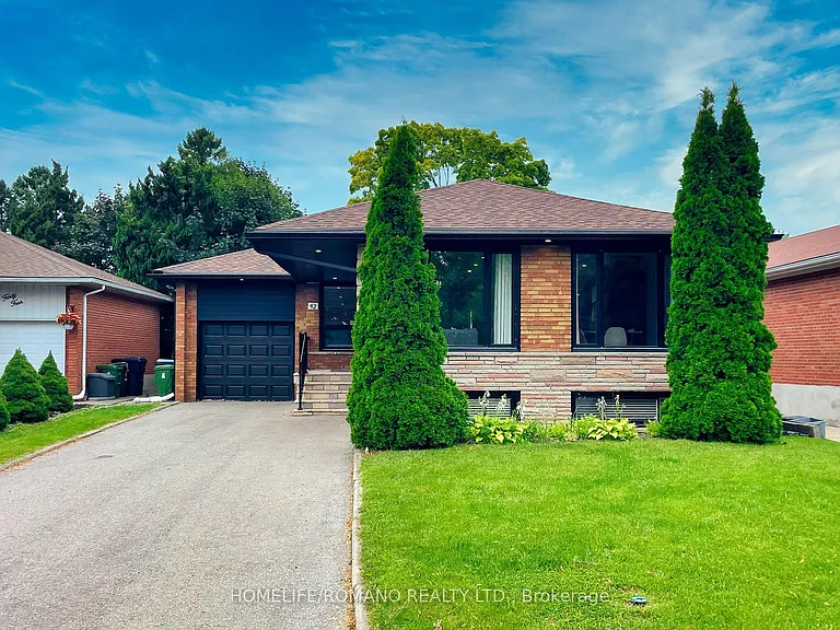 42 Sellmar Rd — Photo 1