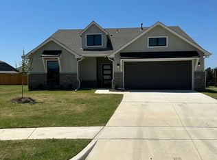 13002 E 124th St, Collinsville, OK 74021