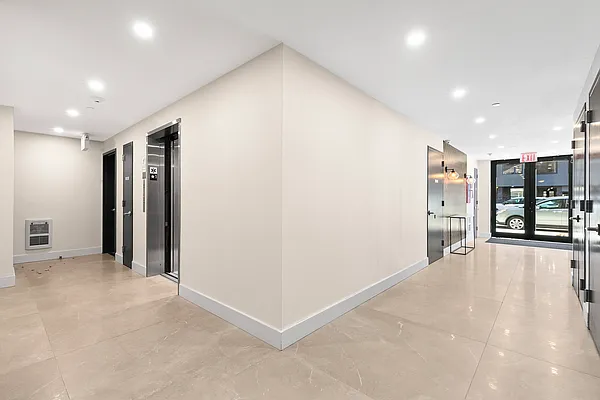 Sold by Compass | media 40