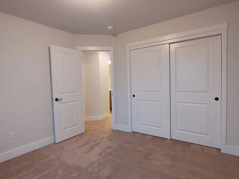 10490 NW 292nd Ave — Photo 22