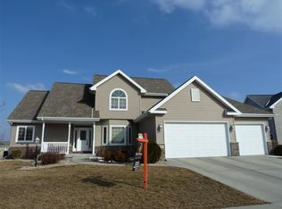 704 Cork Xing, Cottage Grove, WI 53527
