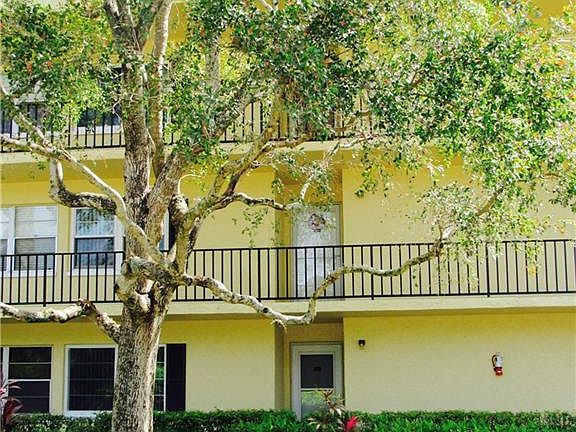 2nd image of 1087 Forest Lakes Dr #1106