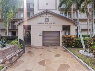12550 SW 15th St APT 411E, Pembroke Pines, FL, 33027