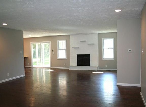 4th image of 907 Leisure Ln