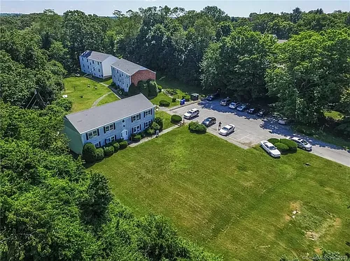 41 E Pattagansett Rd #2A Photo 1