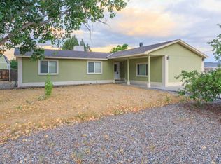 5510 Arroyo Dr, Farmington, NM 87402