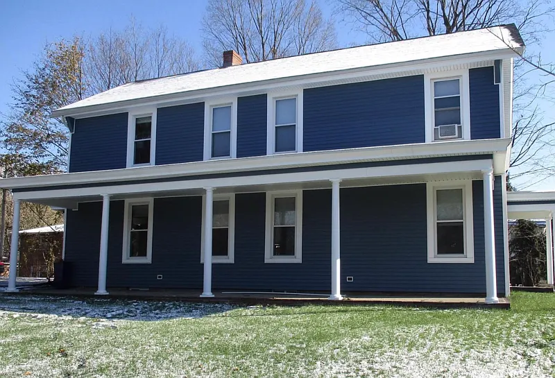 319 Hoosick St