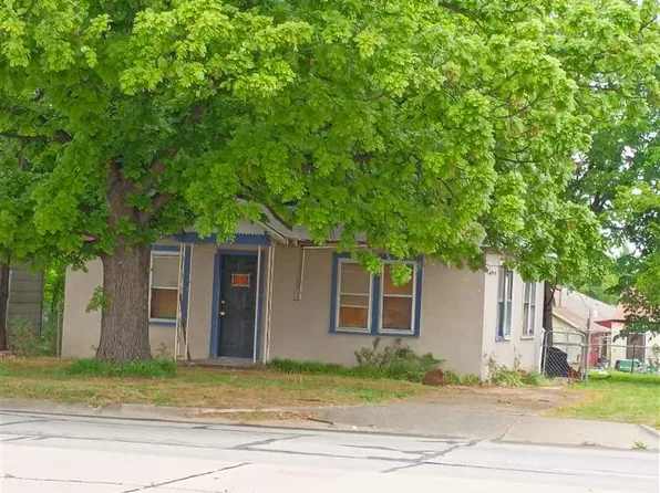 803 SW Lee Blvd, Lawton, OK 73501