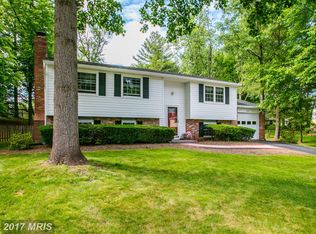 2614 Litchfield Dr, Herndon, VA 20171