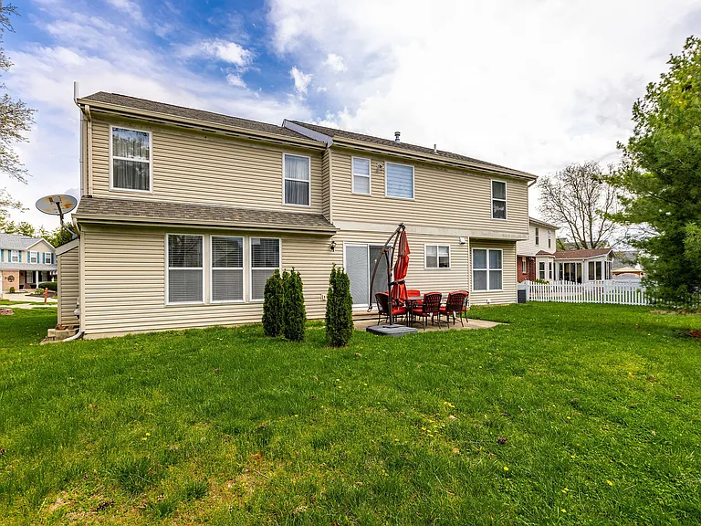 5041 Lexington Ct — Photo 35