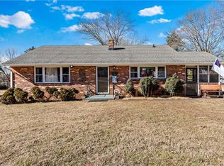 2442 Waterbury St, Winston Salem, NC 27107