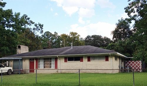 4th image of 121 Nelda Dr