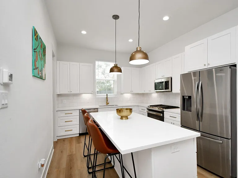 2015 Cochran St — Photo 16