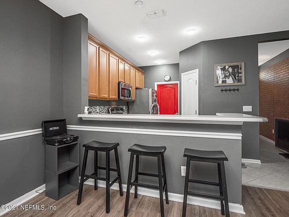 5th image of 6203 Bartram Village Dr