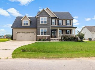 145 Lassiter Hills Dr, Four Oaks, NC 27524