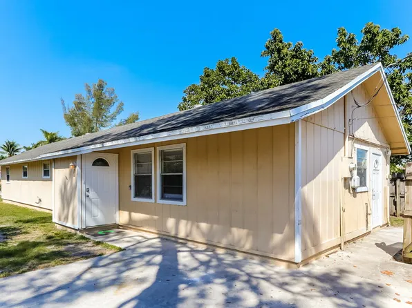 200 Perry Ave, Greenacres, FL 33463