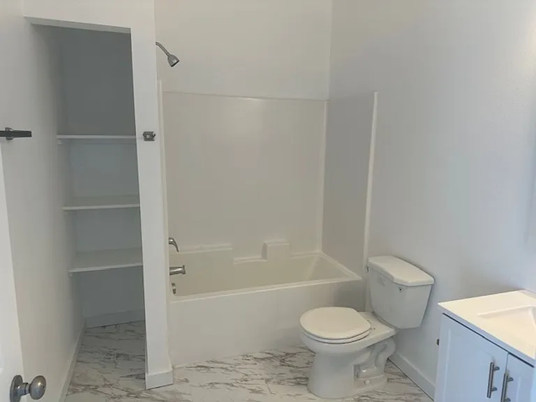 Modern Heights Apartments — Photo 46