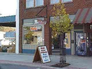 1st image of 204 Park St