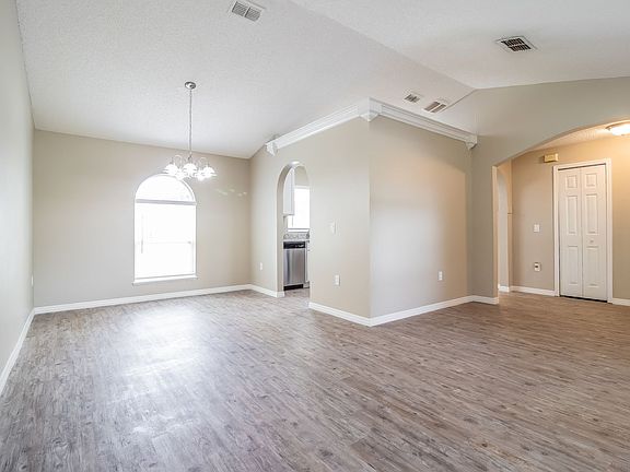 5th image of 3238 Crestwood Forest Dr