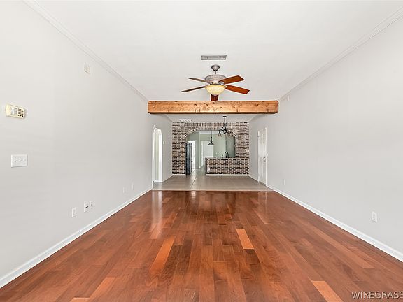 5th image of 22 Breckenridge Ct