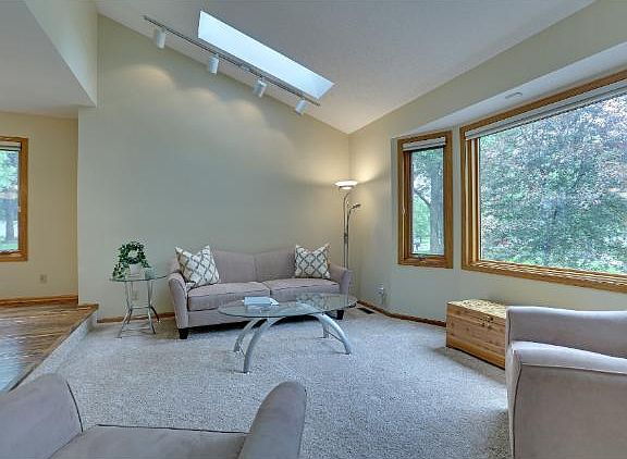 4th image of 13943 Wintergreen St NW
