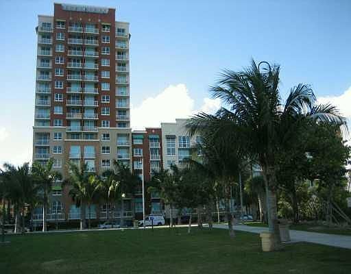 1st image of 2000 N Bayshore Dr APT 811