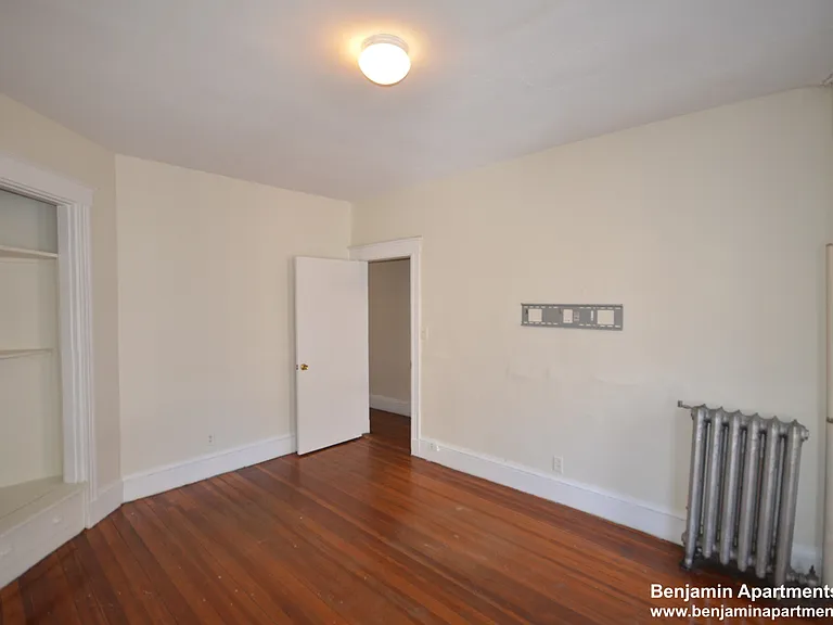 1381 Commonwealth Ave #8 — Photo 4