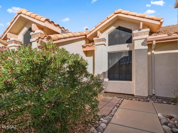 30 E Horizon Cir, Oro Valley, AZ 85737