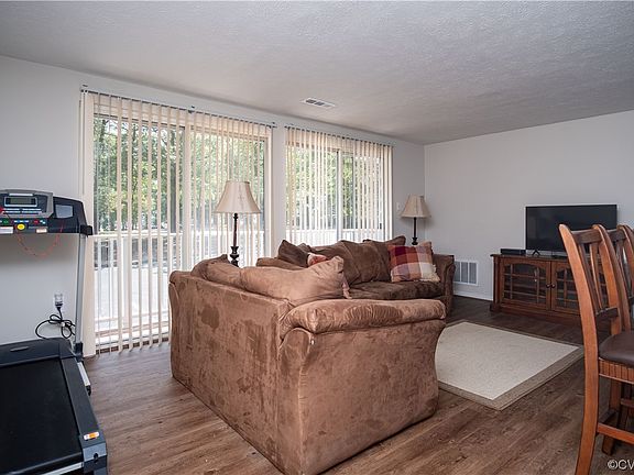 3rd image of 7608 Roscommon Ct APT 2307