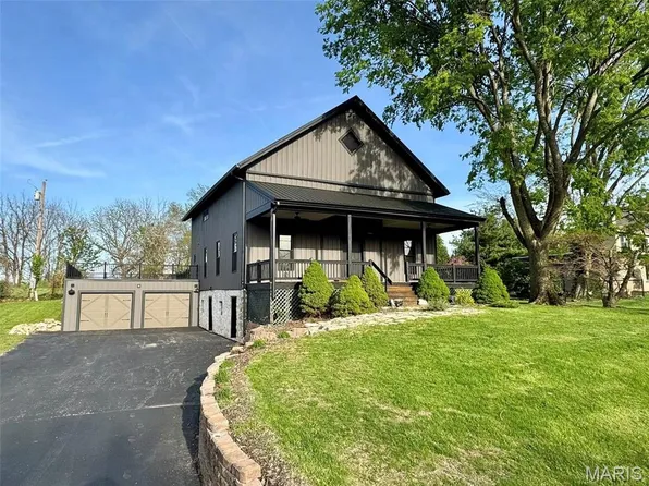 27 Hamlin Heights Dr, Hannibal, MO 63401