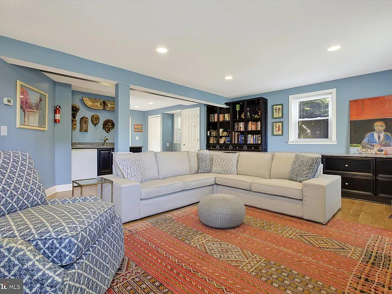 2212 Reddfield Dr — Photo 40