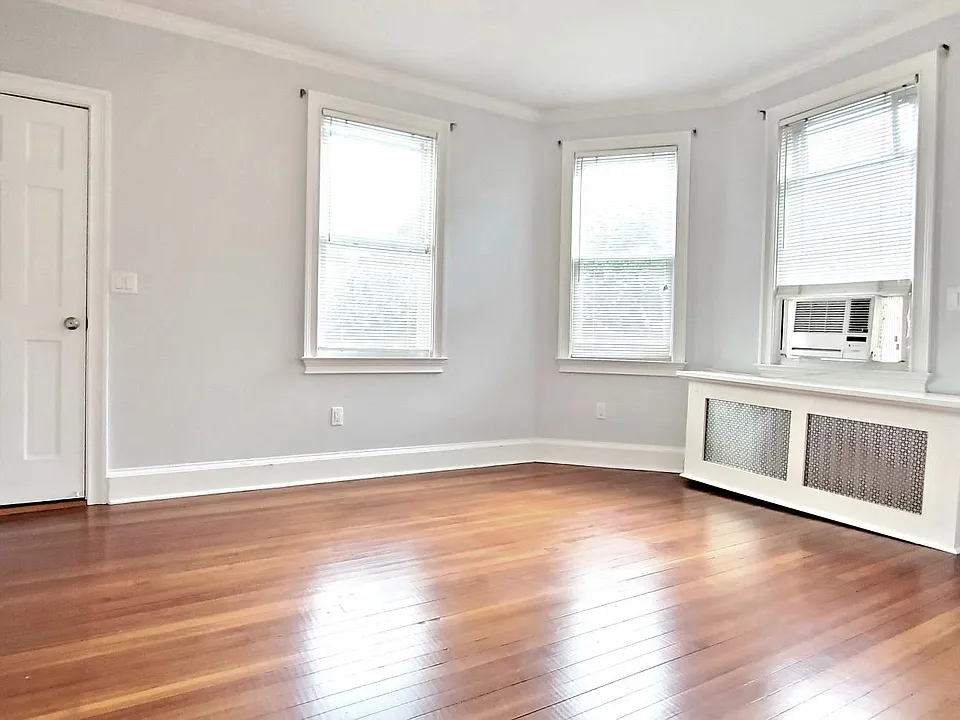 125 Byram Rd #1
