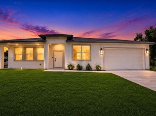 1909 Moore Ave, Lehigh Acres, FL 33972
