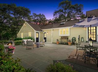 18 Holly Tree Ln, Duxbury, MA 02332