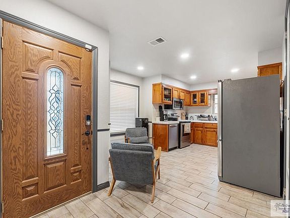 2nd image of 105 Sally Ln