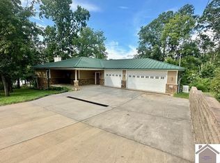 44 Sunset Ln, Gilbertsville, KY 42044