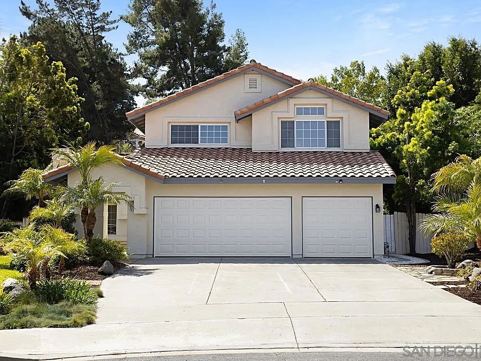 1st image of 755 Tawny Ct
