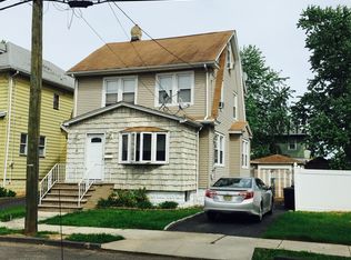86 Emerson St, Carteret, NJ 07008