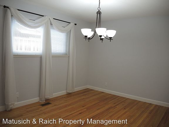 3rd image of 1764 Curtner Ave
