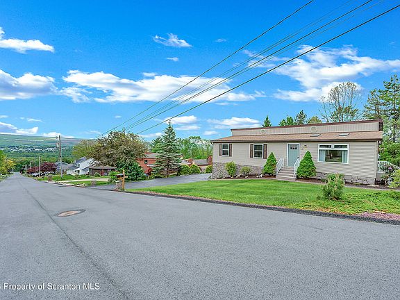 2nd image of 407 Kingsley Blvd
