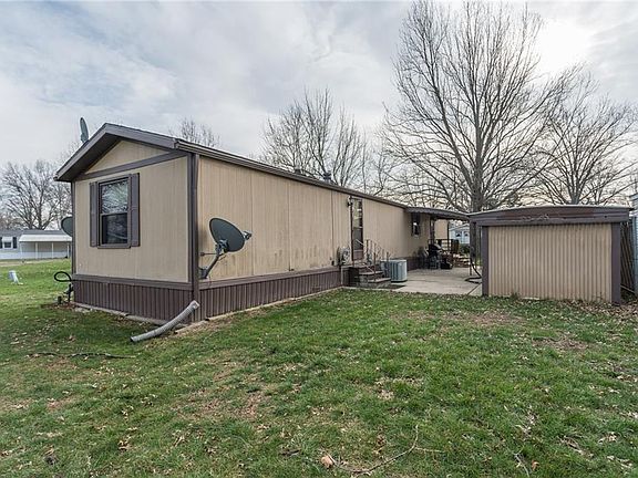 2nd image of 18 Flagler Dr #18