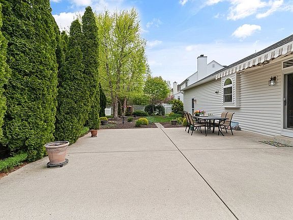 2nd image of 1431 Toursdale Dr